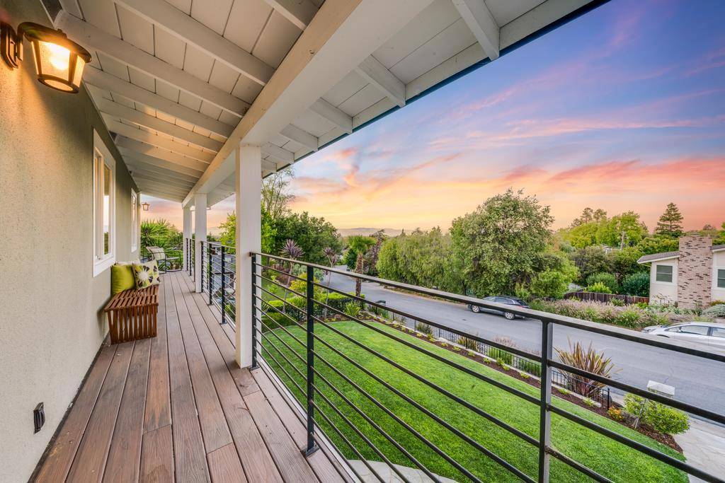 Los Altos, CA 94024,1455 Redwood DR