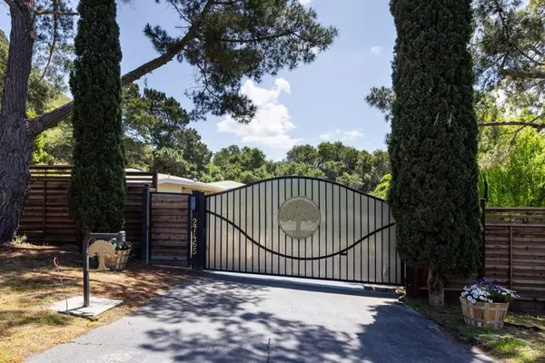 Carmel Valley, CA 93923,27465 Loma Del Rey
