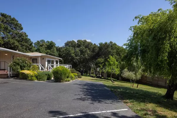 Carmel Valley, CA 93923,27465 Loma Del Rey