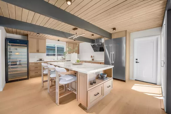 Sunnyvale, CA 94087,1111 E Homestead RD