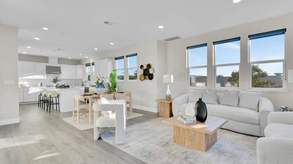 Sunnyvale, CA 94085,820 E Duane AVE #1
