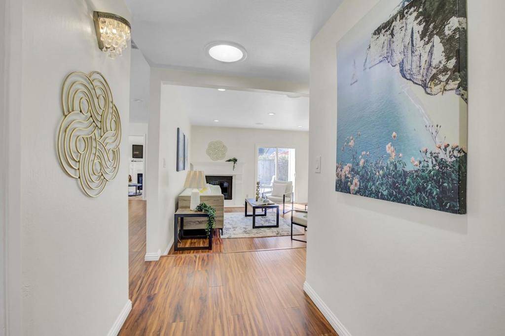 Fremont, CA 94555,34863 Warwick CT