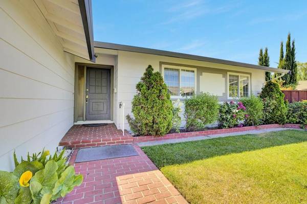 Fremont, CA 94555,34863 Warwick CT