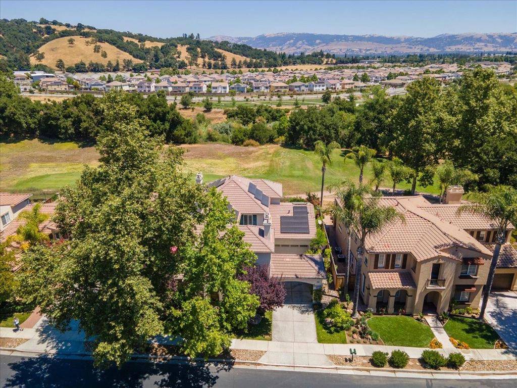 2316 Club DR, Gilroy, CA 95020