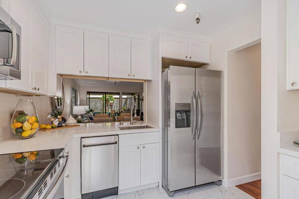Los Gatos, CA 95032,449 Alberto WAY #C138