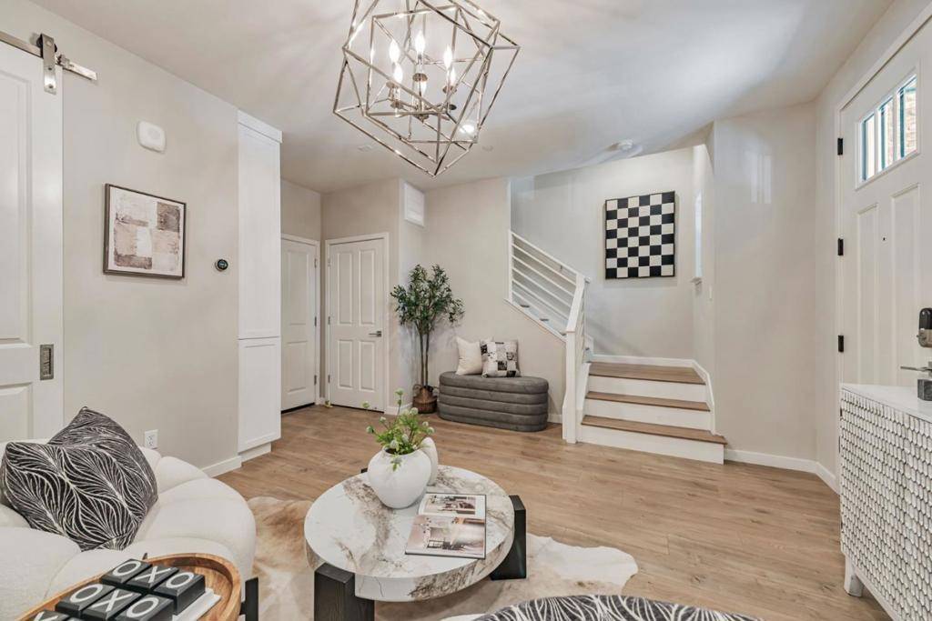 Sunnyvale, CA 94085,812 Galt TER #2