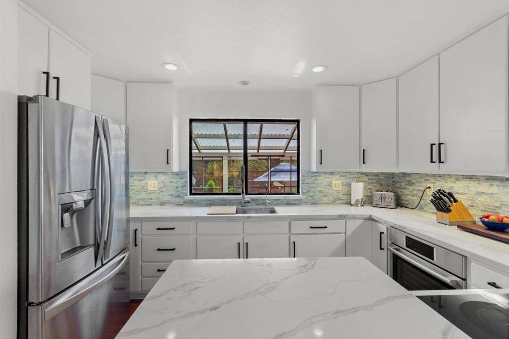 Royal Oaks, CA 95076,1458 Oakleaf DR