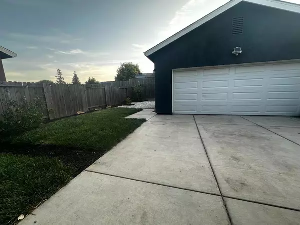 Sacramento, CA 95842,5517 Malibu Palm CT