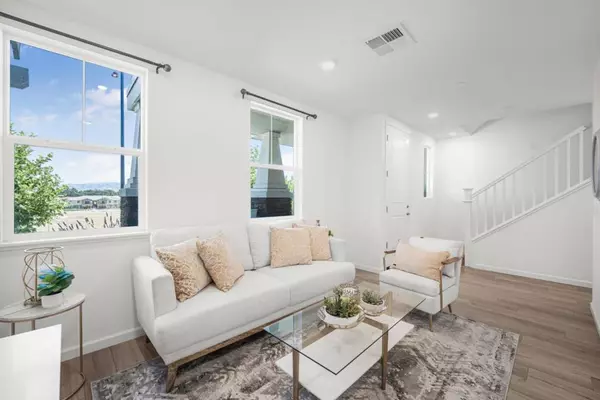 Gilroy, CA 95020,1387 Ores WAY