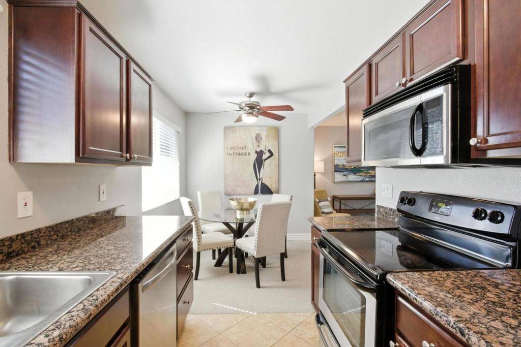 San Jose, CA 95118,4970 Cherry AVE #213