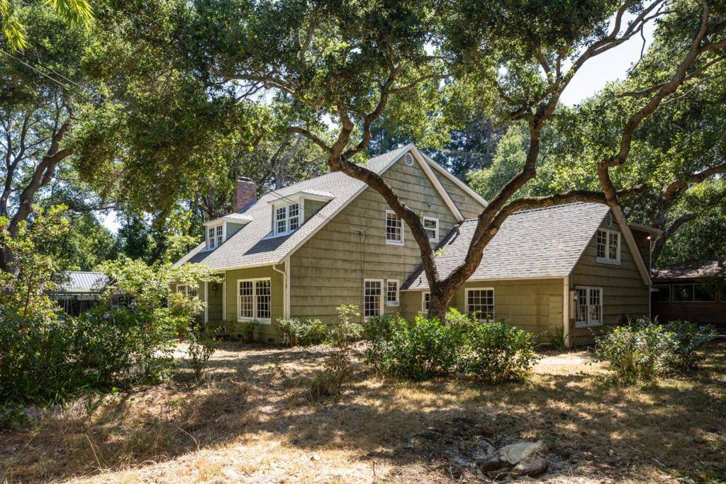 Atherton, CA 94027,2 Bassett LN