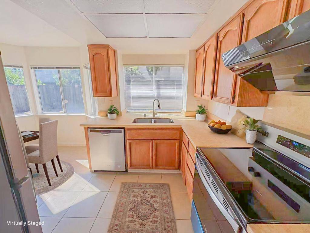 San Jose, CA 95132,3387 Brook Leaf CT