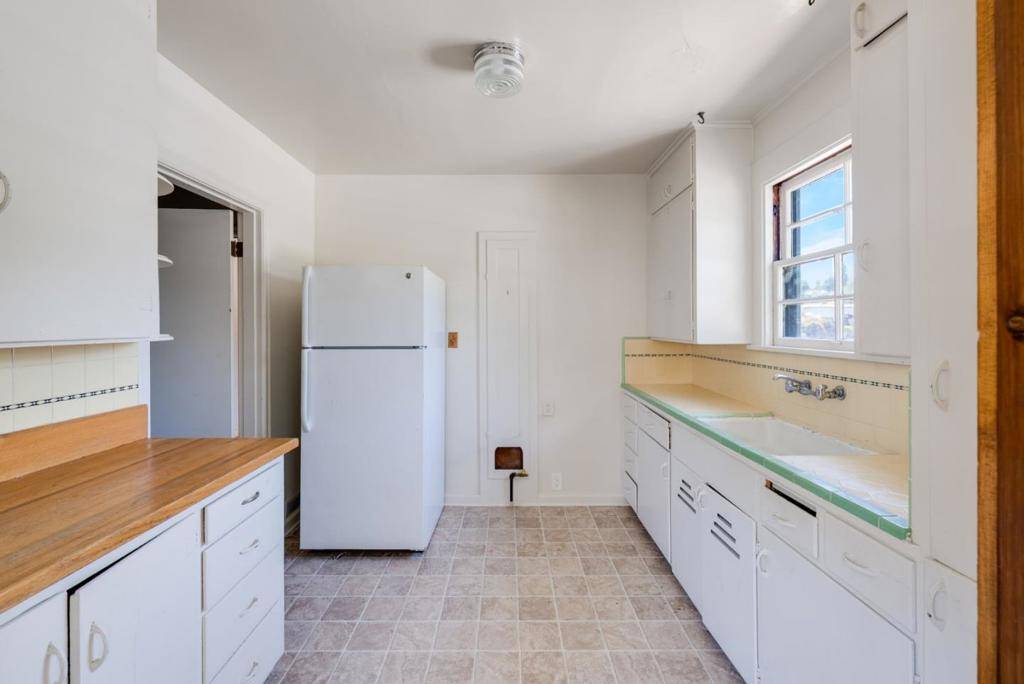 Santa Cruz, CA 95060,1103 Mission ST