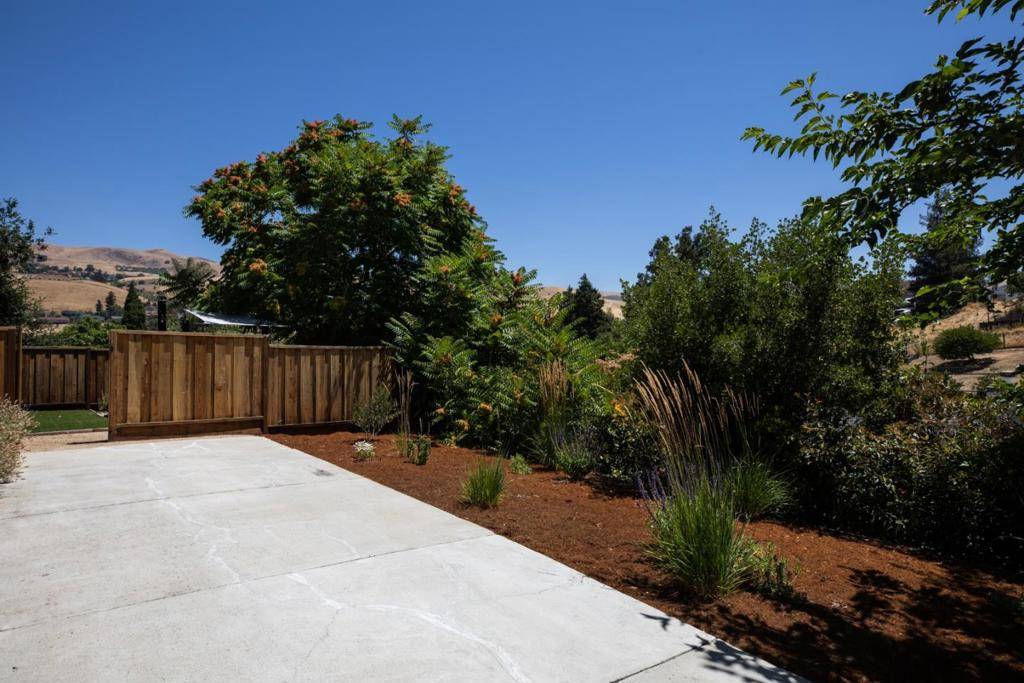 San Jose, CA 95127,3527 Story RD