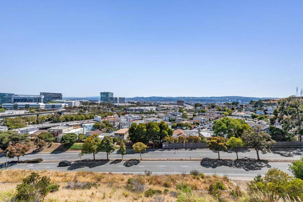 South San Francisco, CA 94080,58 Pointe View PL