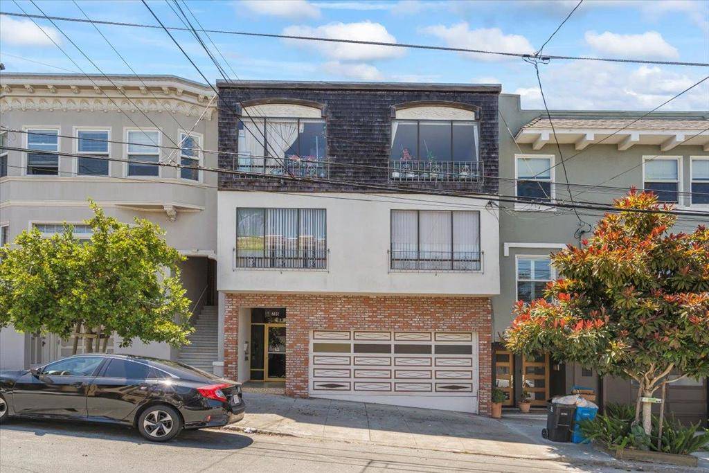 725 18th AVE, San Francisco, CA 94121