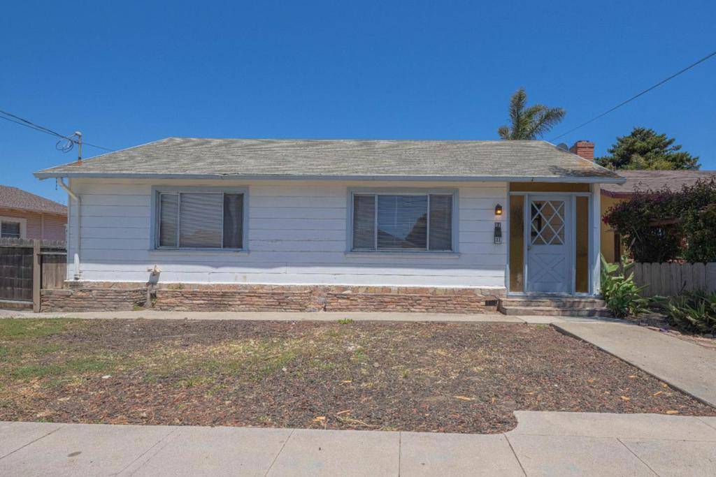 31 Riker ST, Salinas, CA 93901