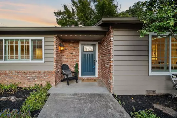 Saratoga, CA 95070,18709 Metler CT