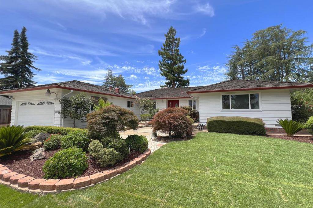 12141 Viewoak DR, Saratoga, CA 95070