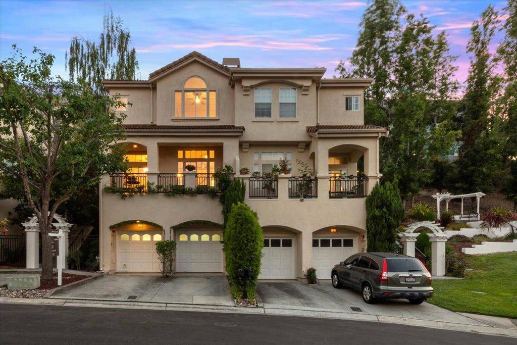 14 Arroyo View CIR, Belmont, CA 94002