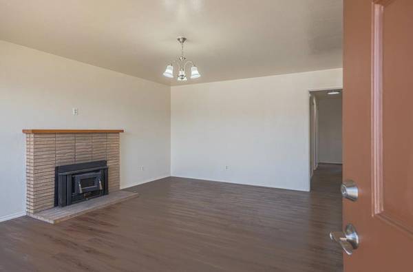 Marina, CA 93933,3114 Flower CIR