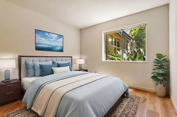 Santa Cruz, CA 95062,120 Vista Prieta CT