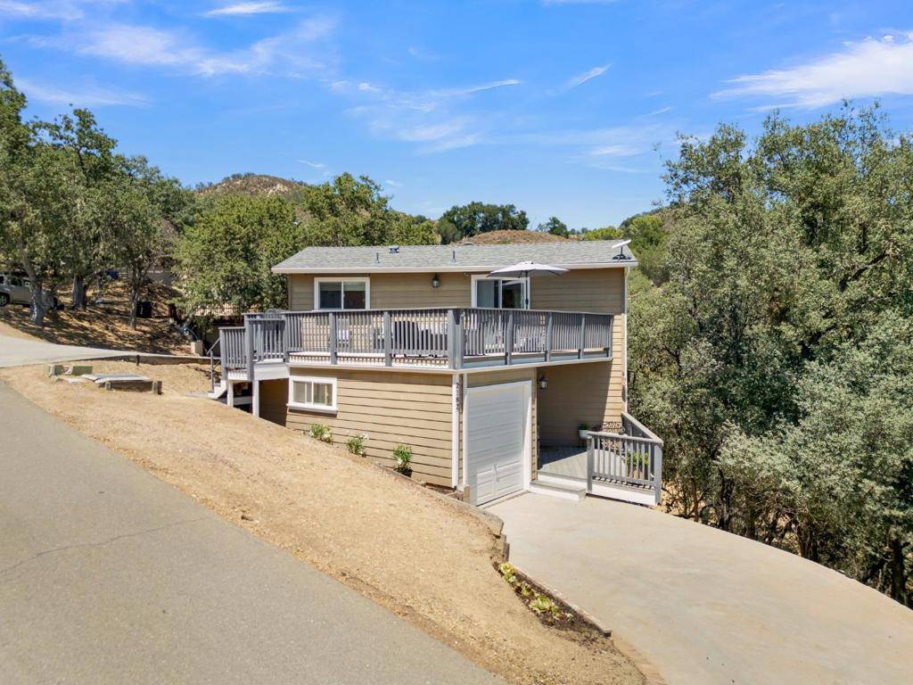 Bradley, CA 93426,2182 Ridge Rider RD