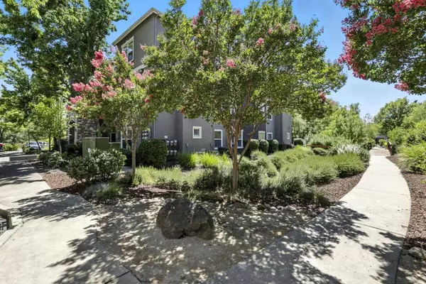 Antelope, CA 95843,8434 Walerga RD #1011