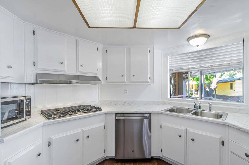 San Jose, CA 95134,316 Los Encinos St