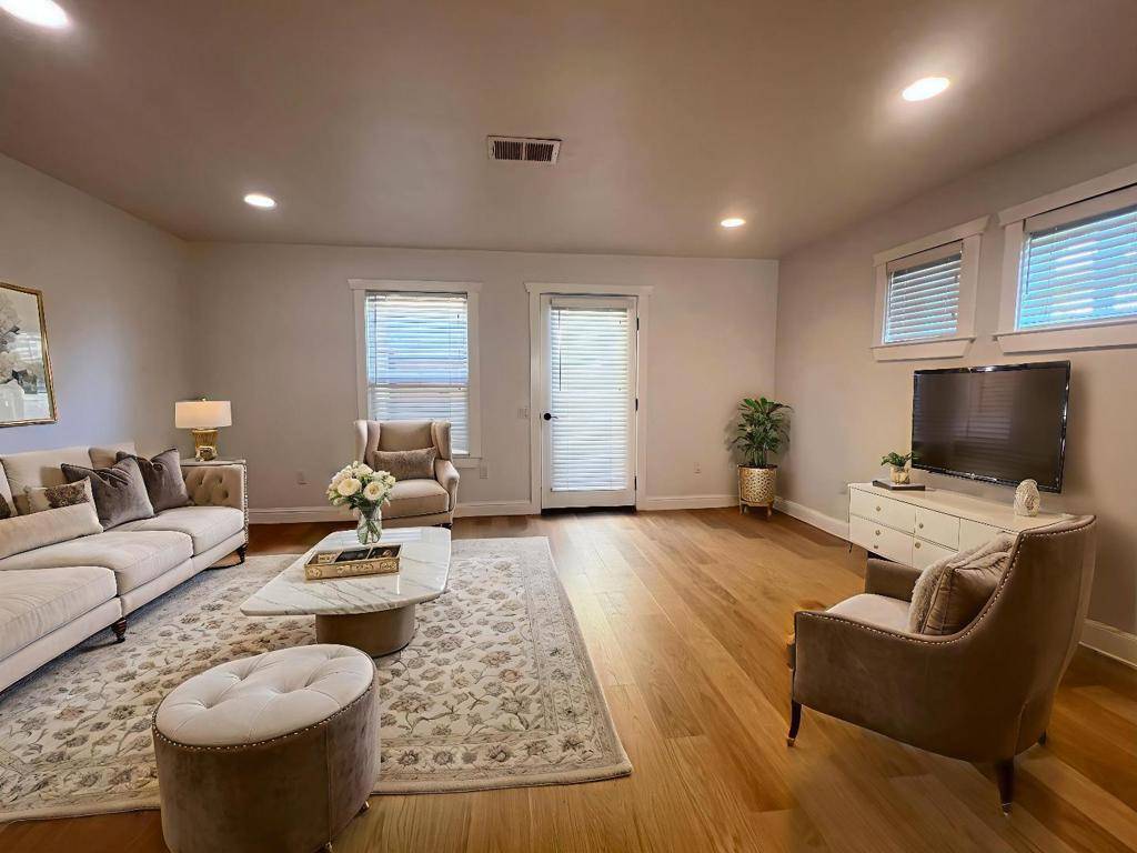 865 Carlisle WAY #130, Sunnyvale, CA 94087