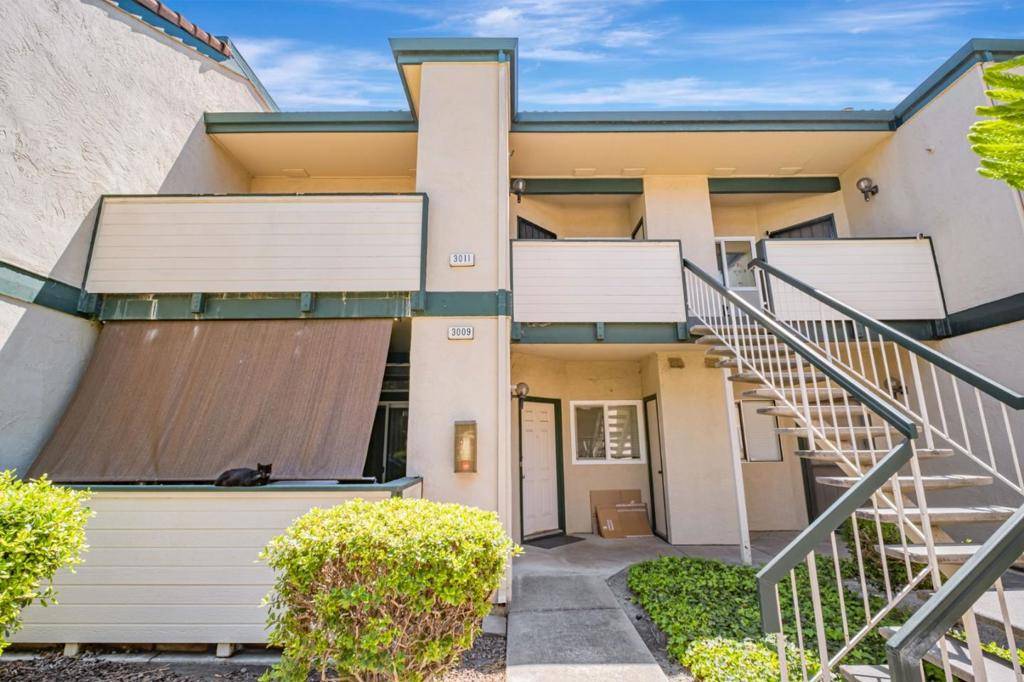 3011 Risdon DR #8, Union City, CA 94587