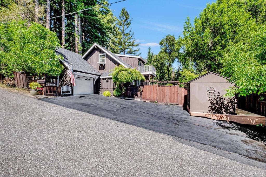 13380 Debby LN, Boulder Creek, CA 95006