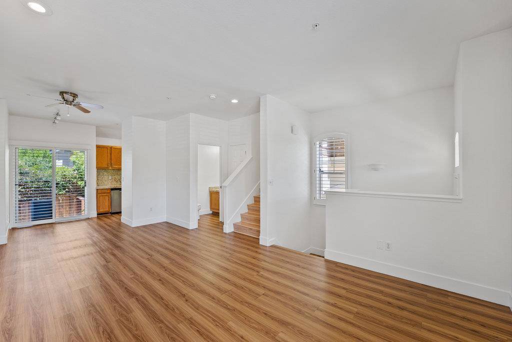 Santa Cruz, CA 95060,136 Neary ST
