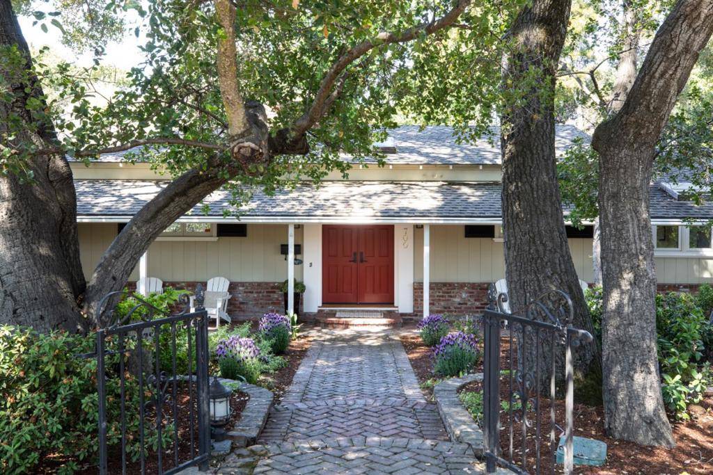 700 Laurelwood DR, San Mateo, CA 94403
