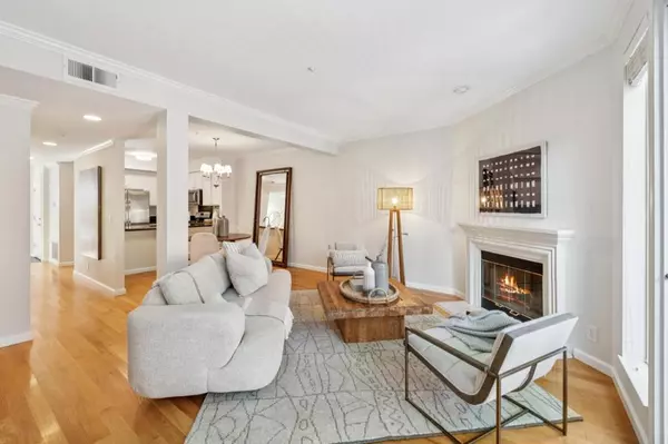 Menlo Park, CA 94025,600 Willow RD #6