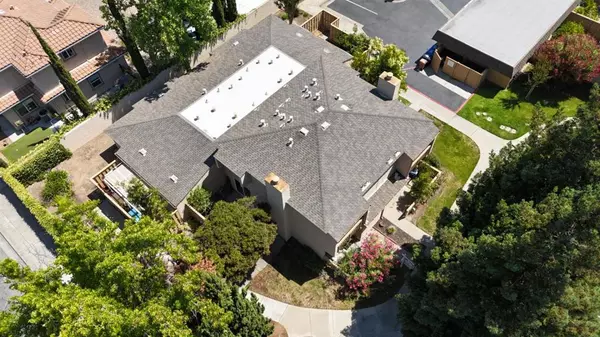 Sunnyvale, CA 94087,125 Connemara WAY #98