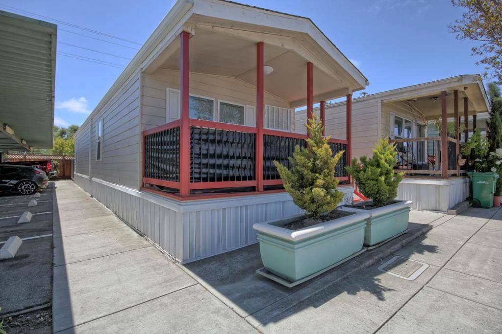 101 W FRONT ST, Watsonville, CA 95076