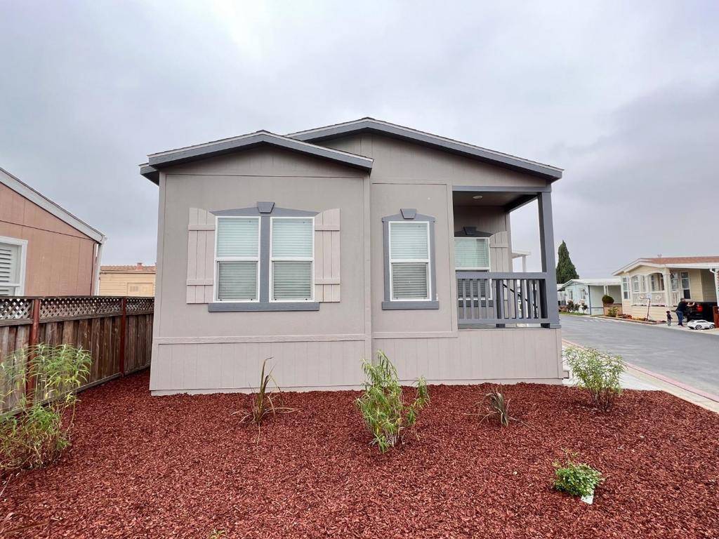 CA 95002,2052 Gold ST