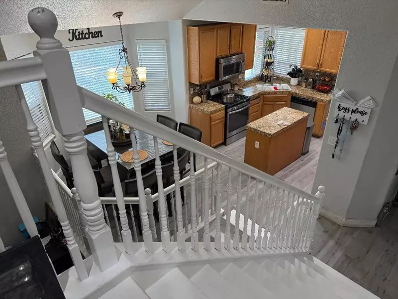 675 Pinot Noir CT, Los Banos, CA 93635