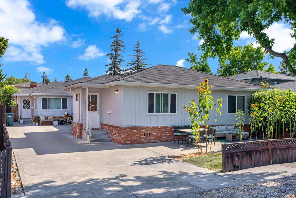 Redwood City, CA 94061,1567 Hawes CT