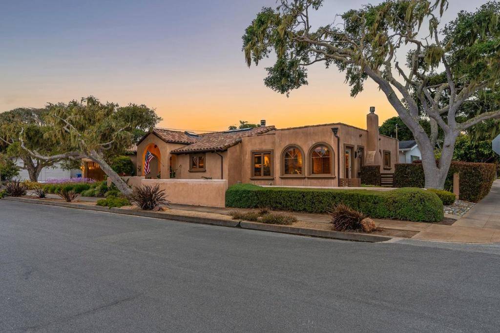 Pacific Grove, CA 93950,765 Gibson AVE