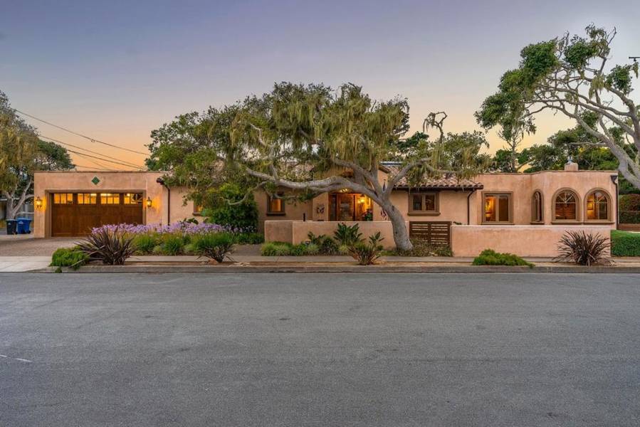 765 Gibson AVE, Pacific Grove, CA 93950