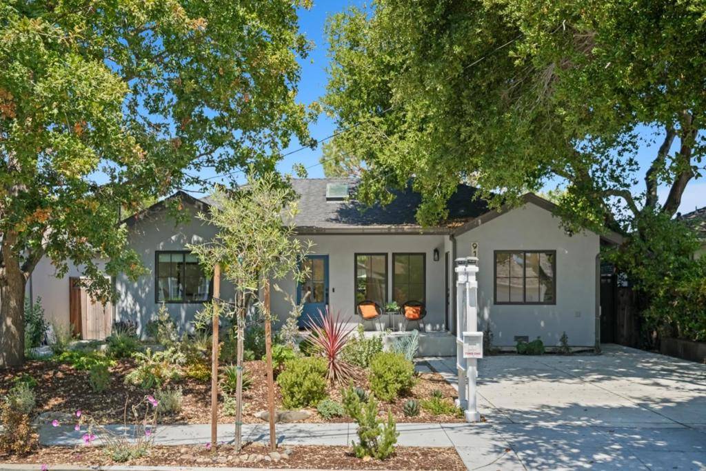 Menlo Park, CA 94025,911 Peggy LN