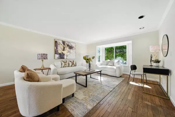 San Jose, CA 95136,4957 New Compton CT