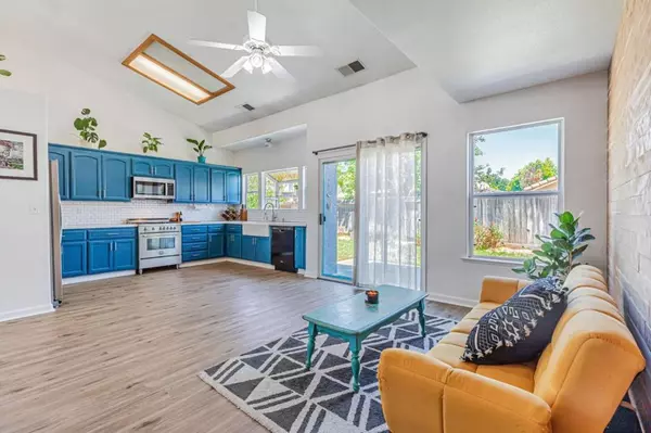 Hollister, CA 95023,740 Alissa CT