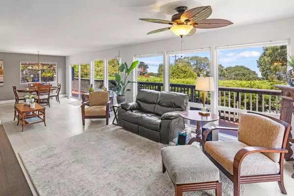 Monterey, CA 93940,35 Via Castanada