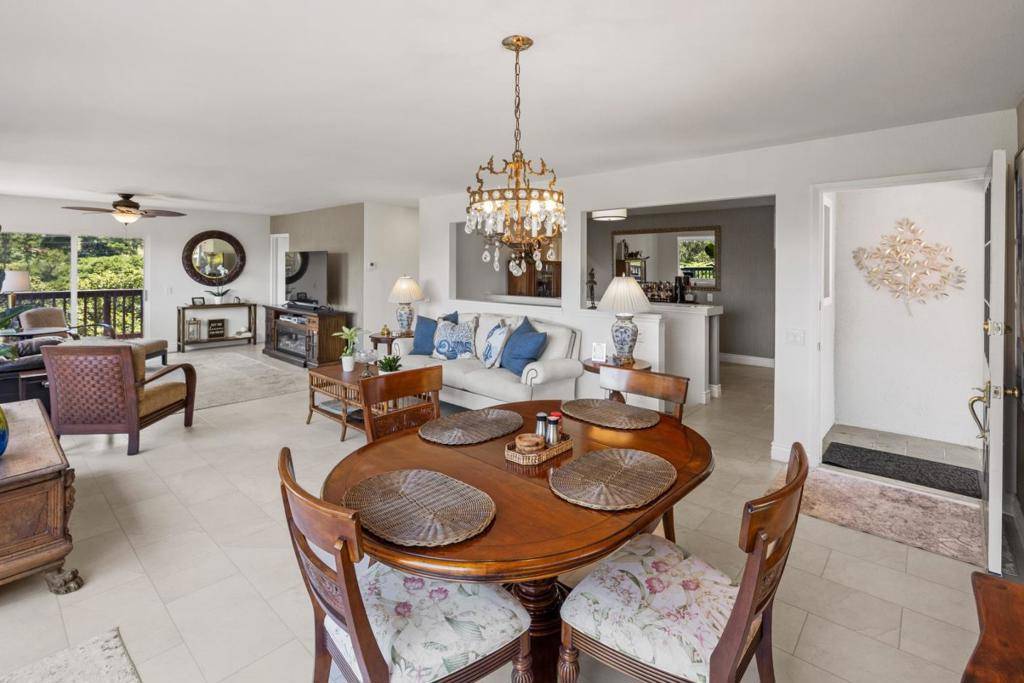 Monterey, CA 93940,35 Via Castanada
