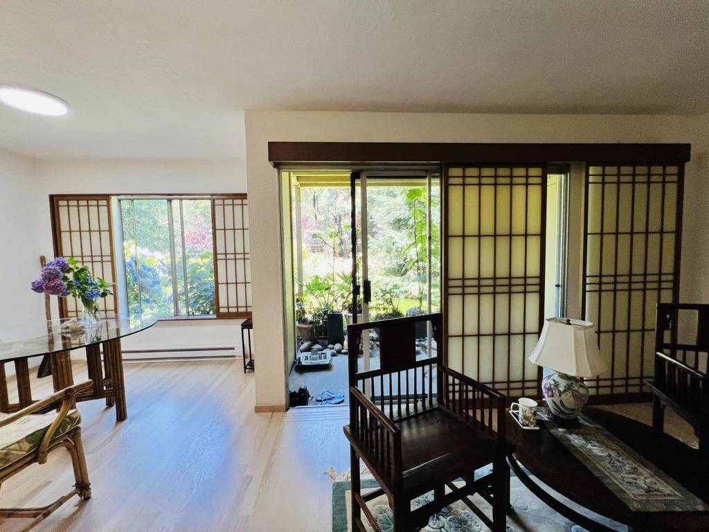 Mountain View, CA 94043,505 Cypress Point DR #137