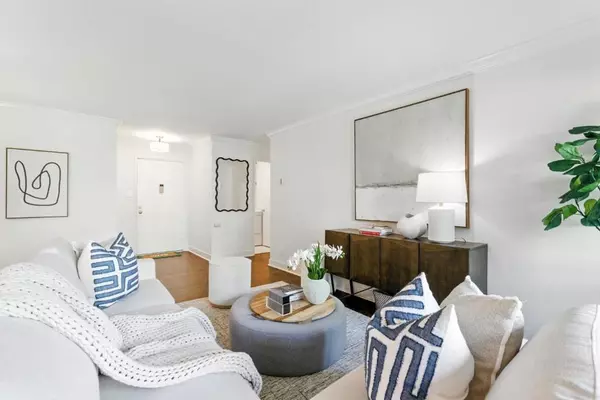 Foster City, CA 94404,1061 Beach Park BLVD #103