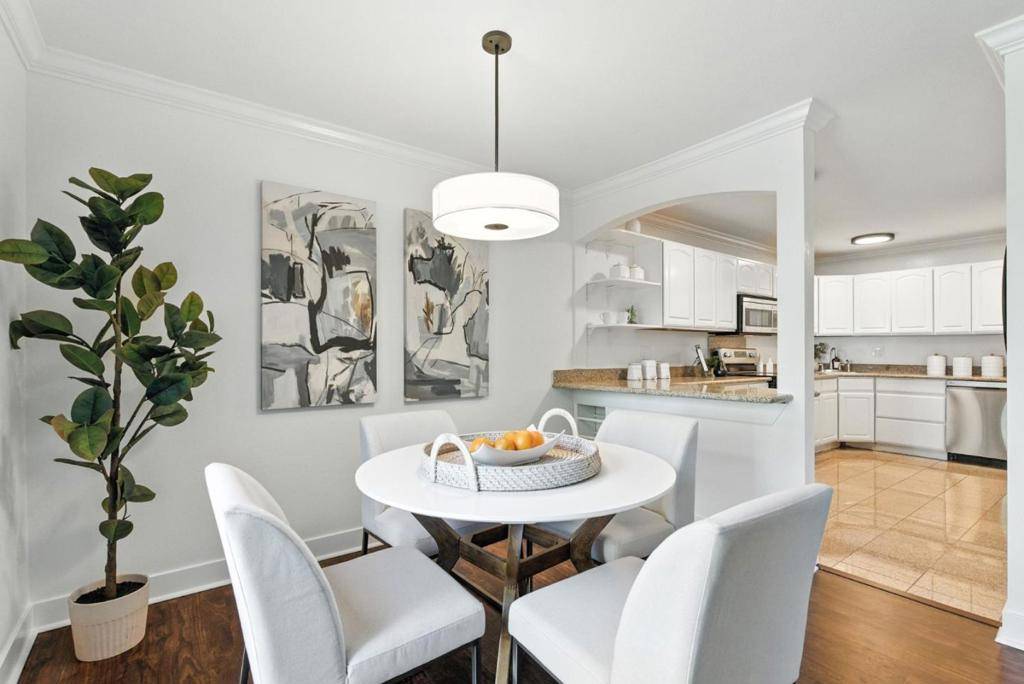 Foster City, CA 94404,1061 Beach Park BLVD #103
